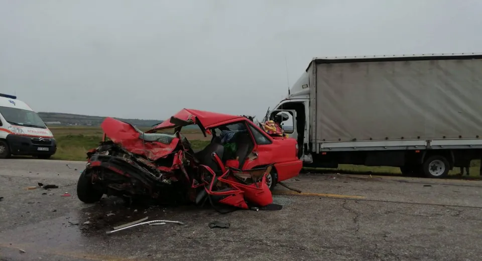 Foto Două persoane au murit, în urma accidentului rutier petrecut în Olt