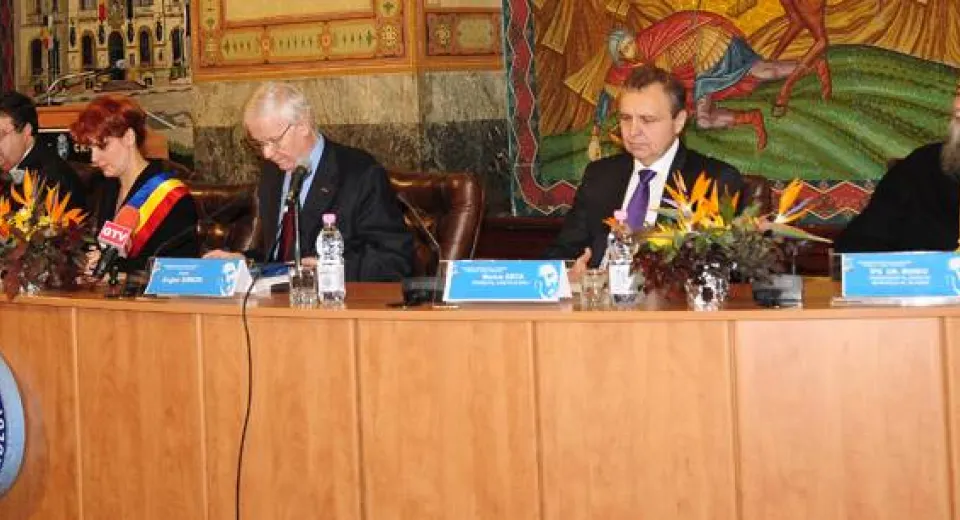 Foto Marin Sorescu, celebrat la Craiova