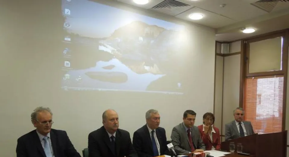 Foto Consiliul Judeţean Dolj investeşte în sănătate