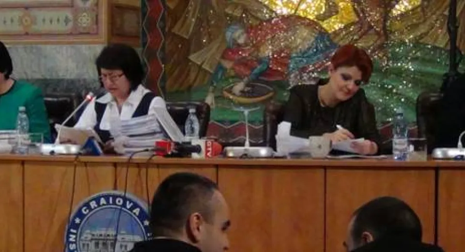 Foto Stadion în doi ani, adăpost canin prea mic