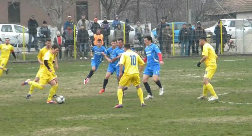 Foto Mărţişorul a schimbat liderul în judeţ
