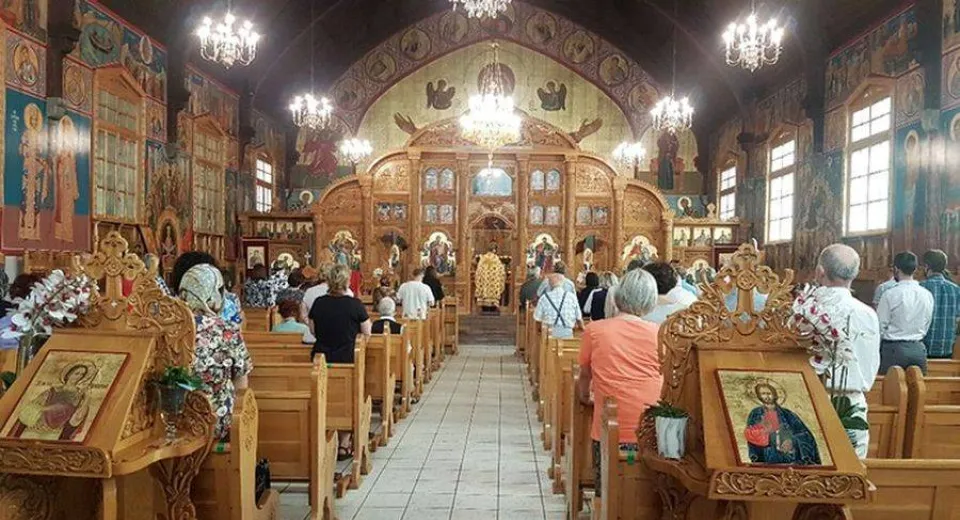 Foto Zi de sărbătoare la Biserica Ortodoxă Română 