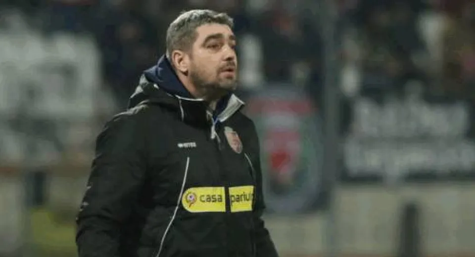 Foto Ultimatum pentru Ciobotariu. 