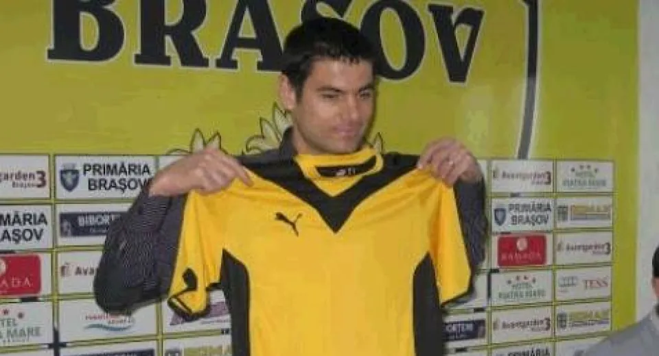 Foto EXCLUSIV. Stângă, sfaturi pentru FCU. 