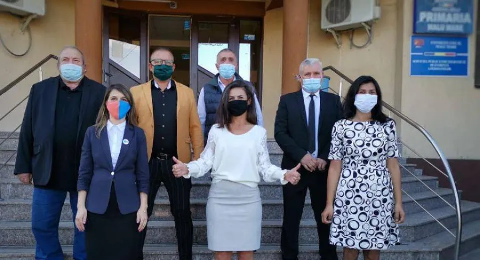 Foto Primăria comunei Malu Mare a demarat Proiectul numit „ŢARA MEA”