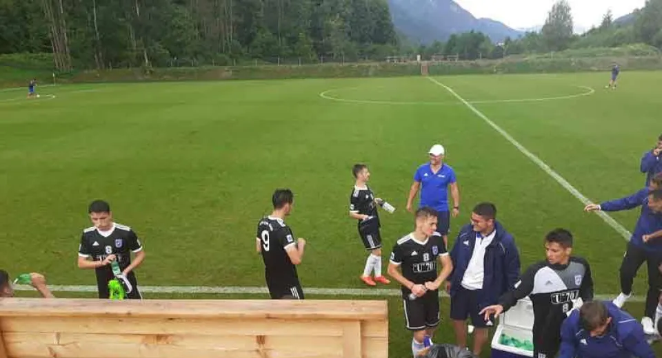 Foto EXCLUSIV. LIVE TEXT FCU - Apollon Larisa. Vezi cum s-a terminat partida!