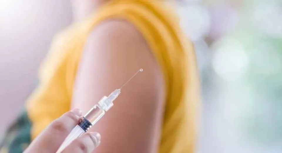 Foto UE anunță un acord cu Pfizer și alții pentru a rezerva vaccinuri pentru o viitoare pandemie