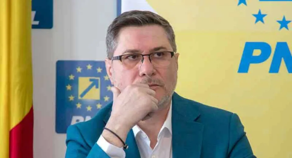 Foto Senatorul PNL Mario Ovidiu Oprea: Declarație de presă