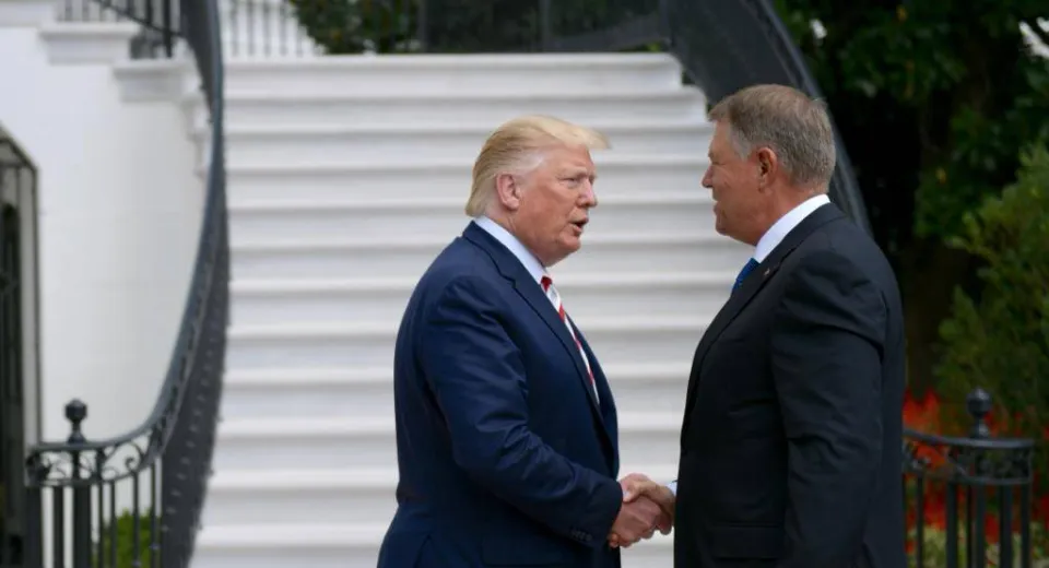 Foto Trump: Sunt onorat să fiu alături de Preşedintele României, este foarte respectat, a făcut o treabă foarte bună!