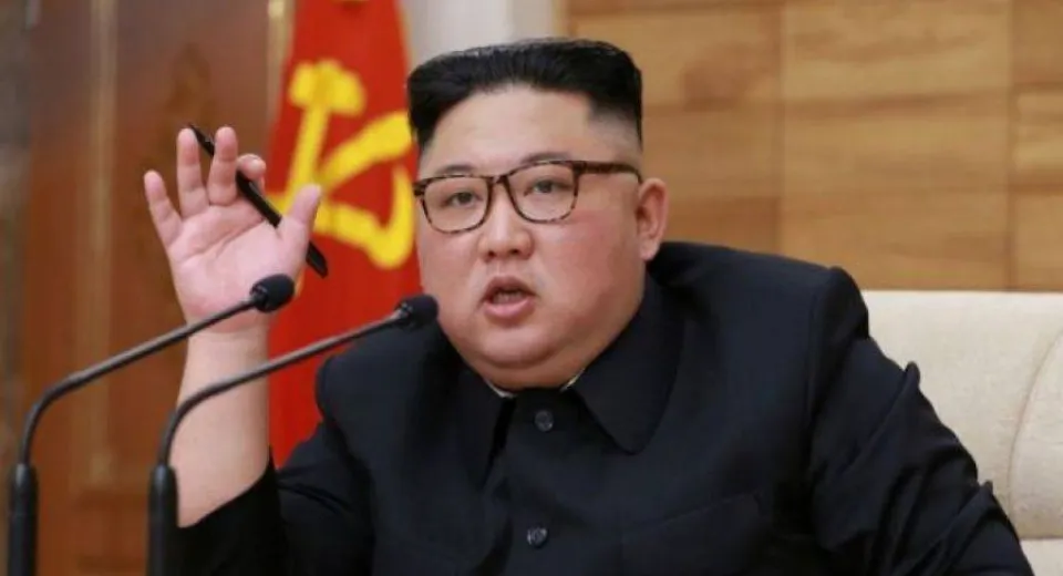 Foto Liderul Coreei de Nord, Kim Jong-un, în stare critică