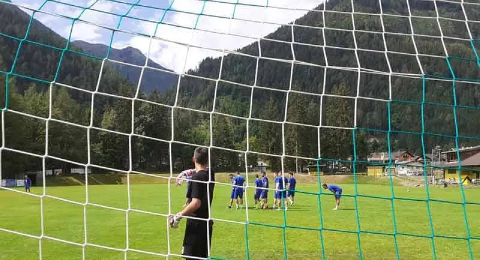 Foto Recuperarea lui Mario Enache decurge bine. Când este așteptat să se antreneze normal!
