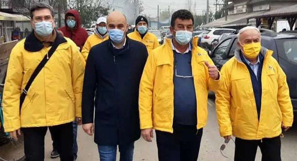 Foto PNL Dolj, alături de cetăţenii din Poiana Mare