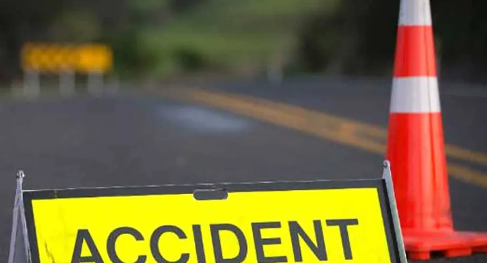 Foto Vâlcea: Accident cu patru victime la Bujoreni 