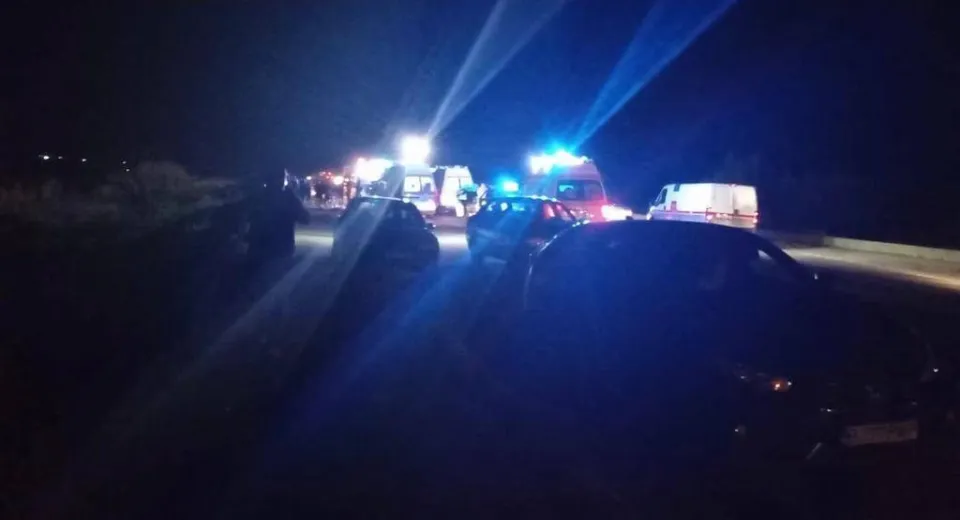 Foto Accident cu un mort și cinci răniți, la intrare în Slatina