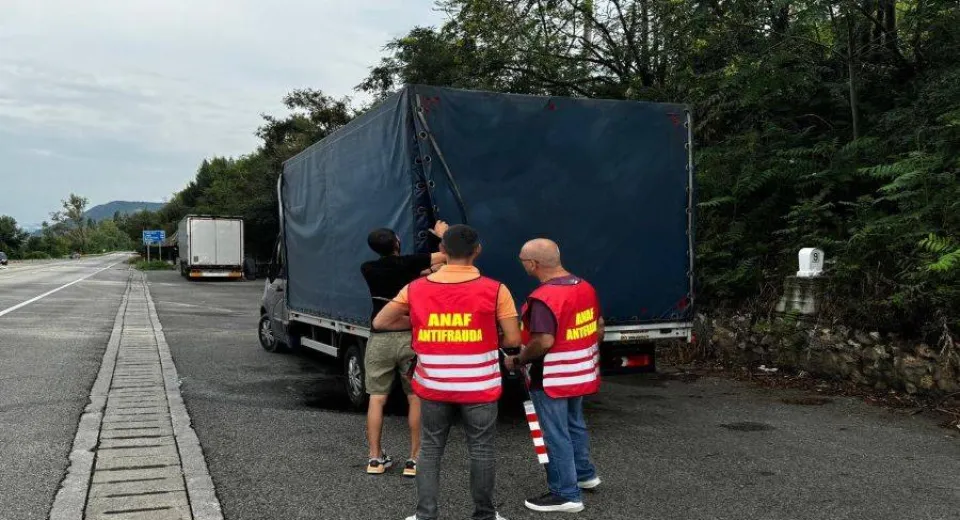 Foto Controale rutiere cu 300 de inspectori antifraudă pentru aplicarea sistemului RO e-Transport