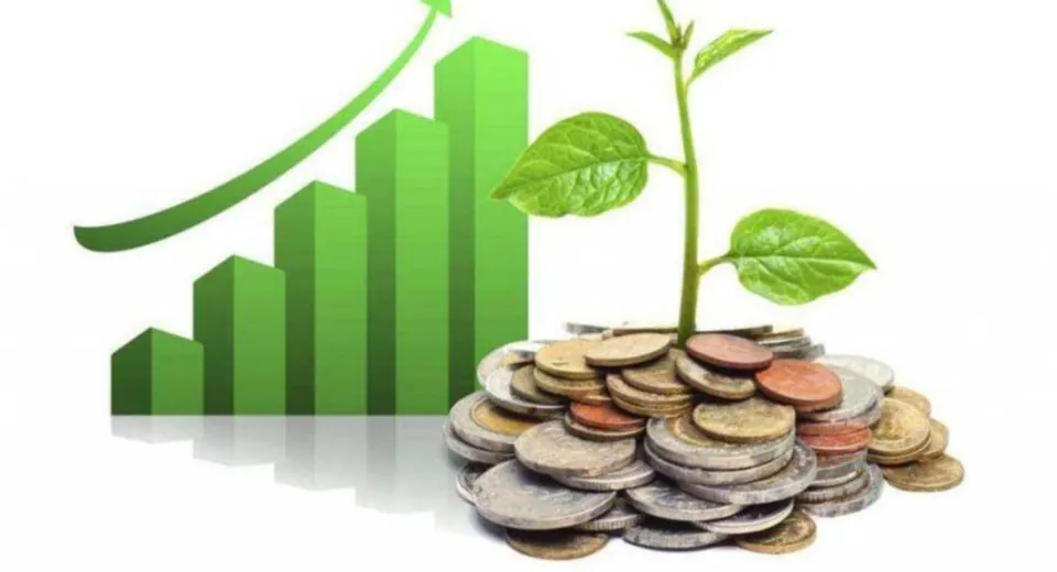 Foto COMENTARIU. Când bugetarii au impresia că lefurile lor sunt buricul economiei 