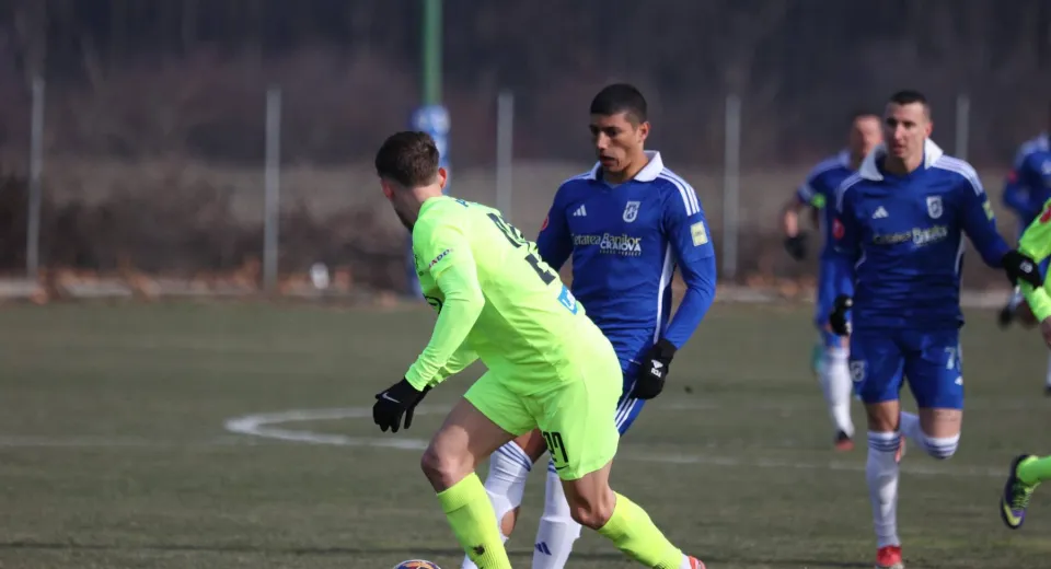 Foto Înfrângere în meciul amical de la Buftea. Fotbal Club Universitatea-Poli Iași, 2-4