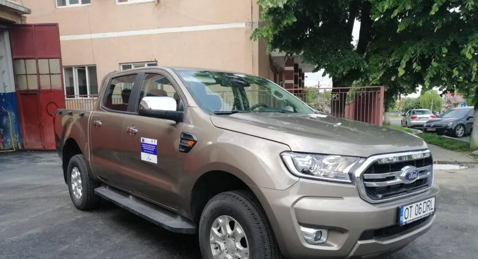 Foto Autoutilitară nouă pentru ISU Olt. Investiție cu fonduri europene