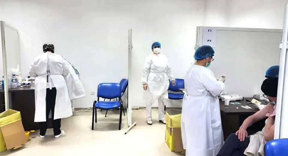Foto Vaccinul va urma turistul: Gheorghiță promite vaccin la munte, la mare și în aeroport