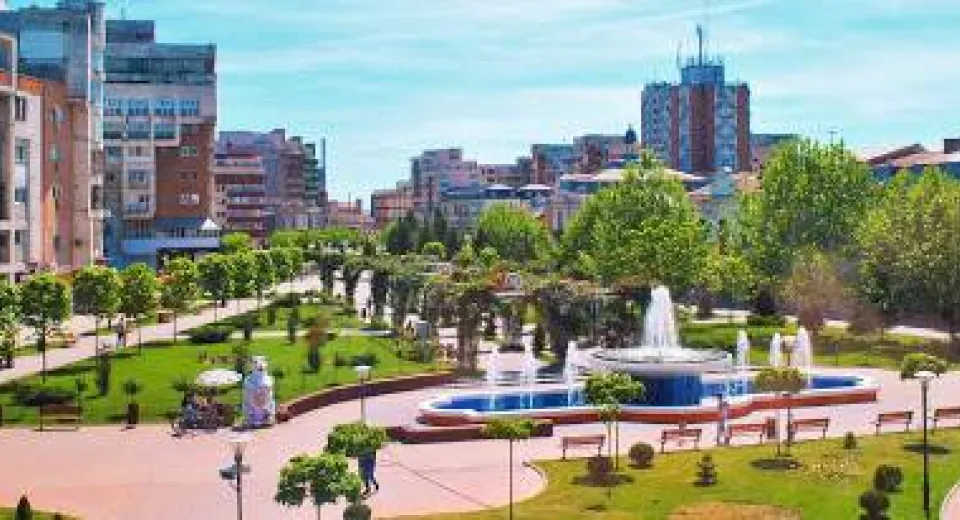Foto Centrul pietonal al municipiului Târgu Jiu, modernizat cu 6 milioane de euro 