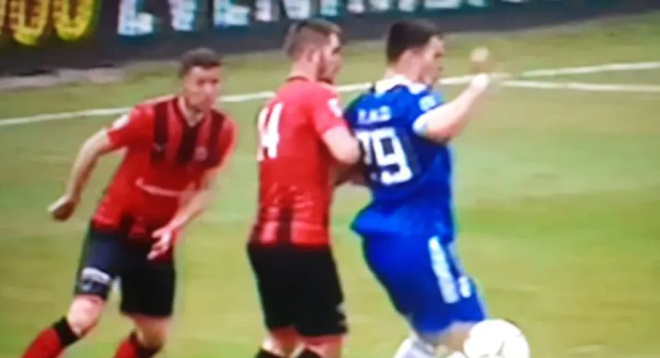 Foto Drumul alb-albaștrilor spre Liga 1 continuă. Csikszereda - FC Universitatea Craiova, 1-2. Să vină Rapid