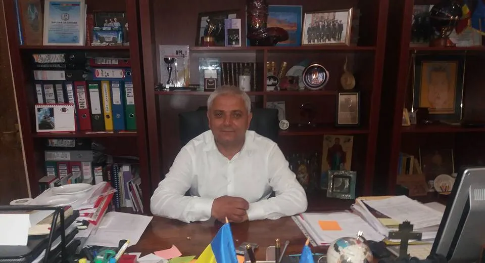 Foto Grevă pentru salarii, la Primăria din Calafat