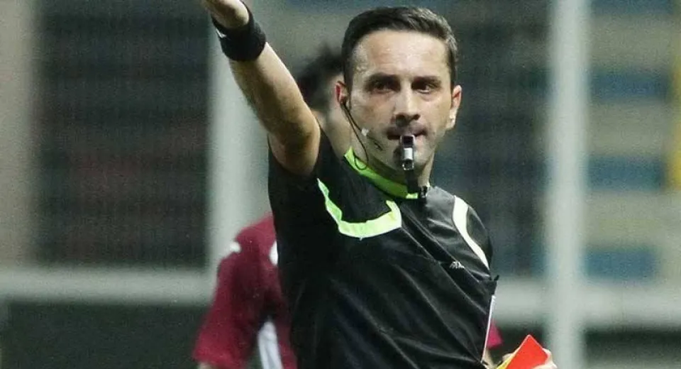 Foto Arbitrul român Sebastian Colțescu, acuzat de rasism: a numit „negru” un asistent al echipei turce