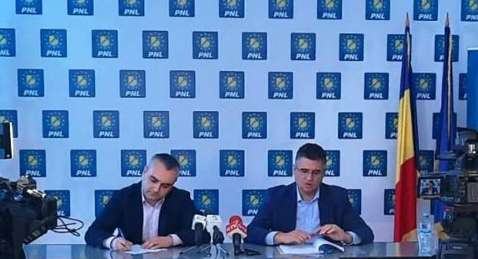 Foto Liberalul Teodor Sas, despre tariful plătit de craioveni pentru căldură: „În urma presiunilor făcute de PNL și de opinia publică, Primăria a aprobat creșterea subvenției”