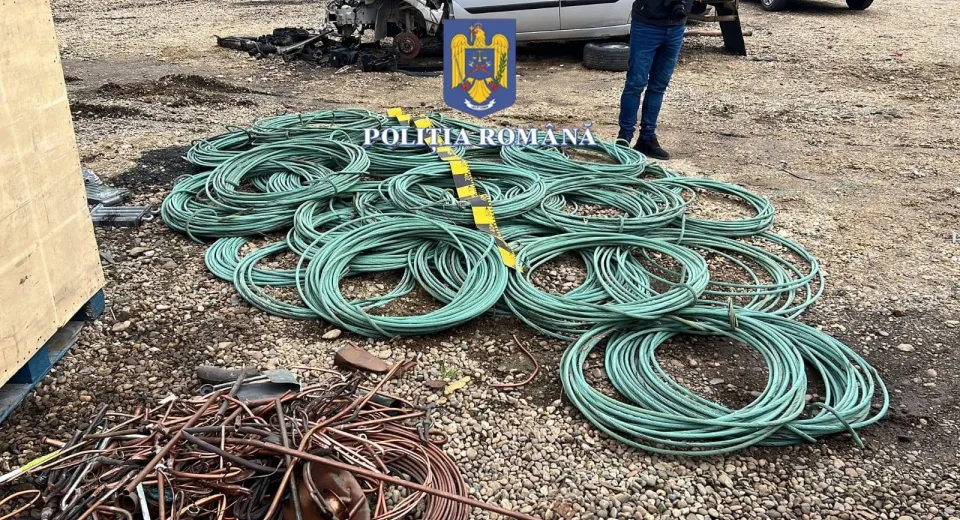 Foto 1,5 tone de cupru, confiscate de polițiștii din județul Olt 
