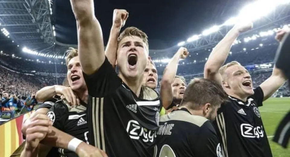 Foto Ajax și Spurs, «intrusele» din «careul de ași»