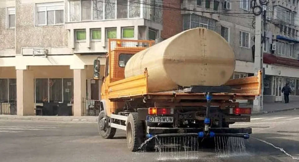 Foto Primăria municipiului Caracal a luat măsuri de dezinfecție