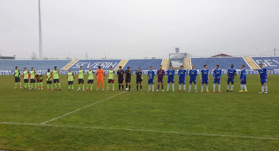 Foto Alb-albaștrii au fost lei adevărați după pauză. FC Universitatea-Reșița, 2-1!