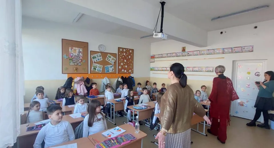 Foto PRO POSTURA CORECTĂ, proiect pilot derulat la Craiova 