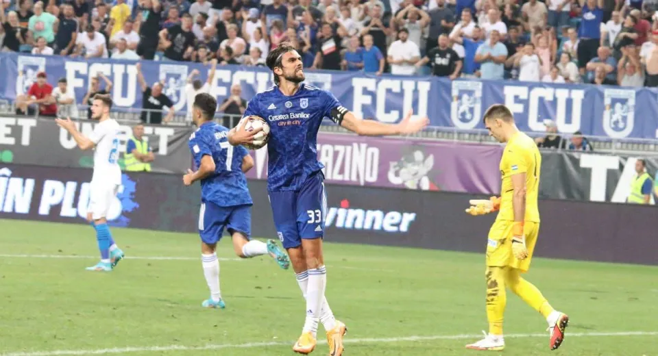Foto Pentru ce am adus VAR-ul în România? FC Universitatea Craiova-CSU, 1-2