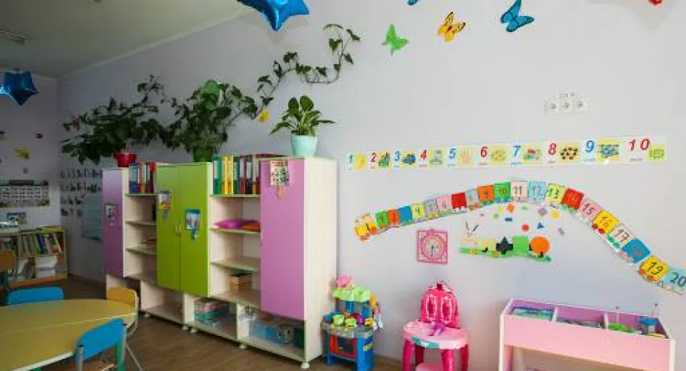 Foto Grădiniță privată din Craiova, sub ancheta poliției după ce o educatoare îi punea pe copii să se bată