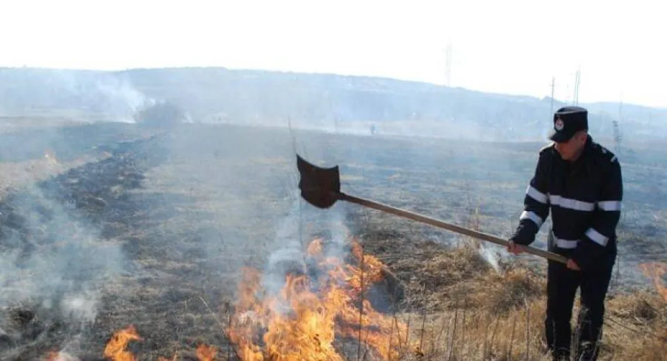 Foto ISU Dolj: 140 de intervenții în ultimele 72 de ore