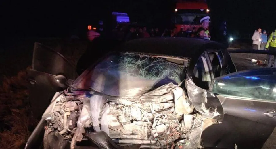 Foto Patru persoane au decedat într-un accident la Jitaru 