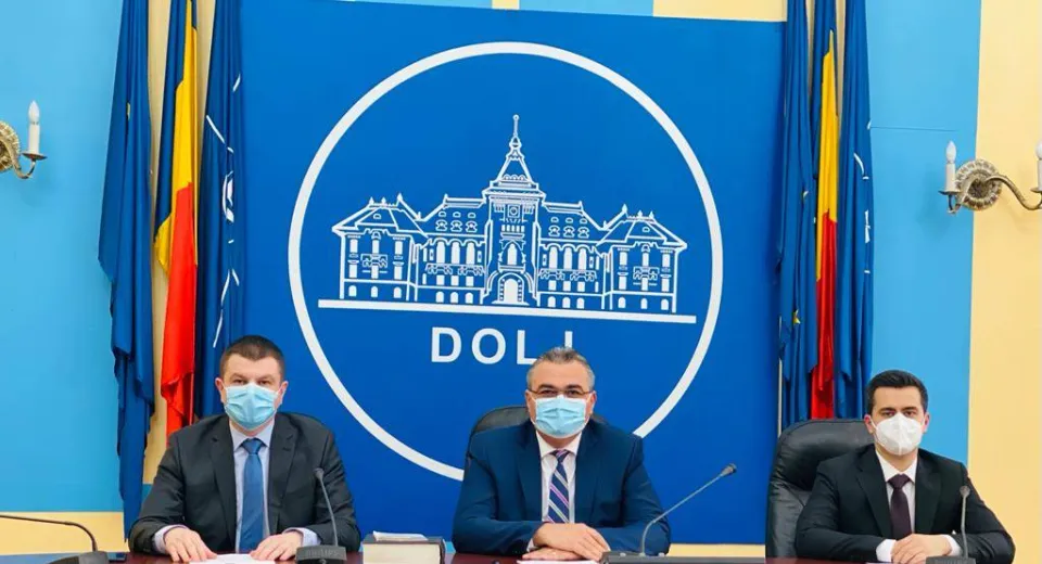 Foto Prefectul și subprefecții județului Dolj au depus jurământul
