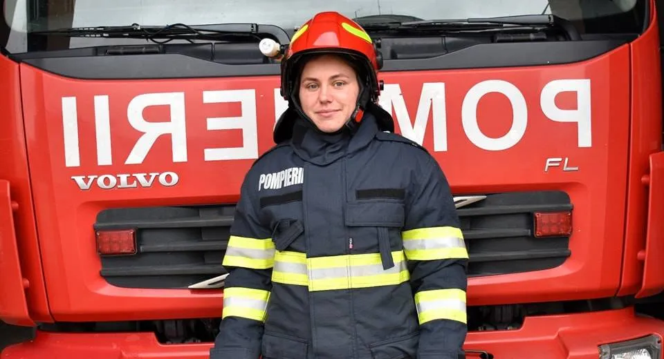 Foto Luciana Alexandrescu, prima fată din Olt admisă la Școala de Subofițeri Pompieri 
