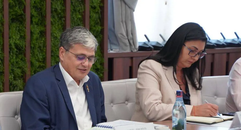 Foto Marcel Boloș la întâlnirea cu CDR: Traiectoria de ajustare a deficitului bugetar va ține cont de marile proiecte de investiții din PNRR și Politica de Coeziune