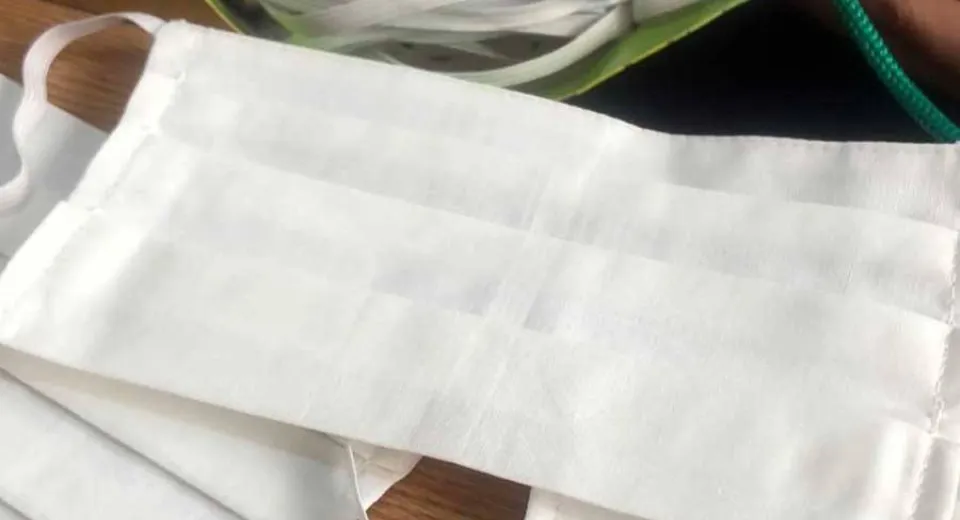 Foto Masca devine obligatorie la Caracal. În cinci comune din Olt se închid restaurantele și cafenelele