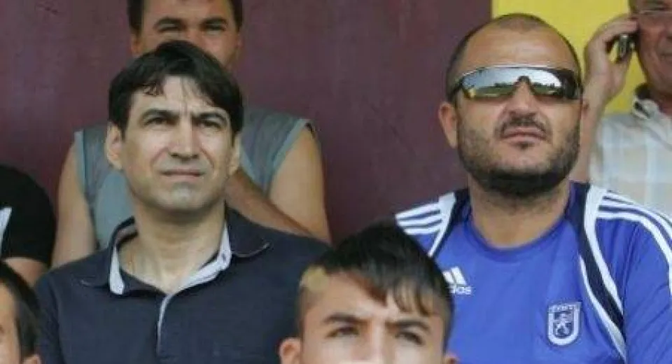 Foto Mititelu a dat de pământ cu Pițurcă. 