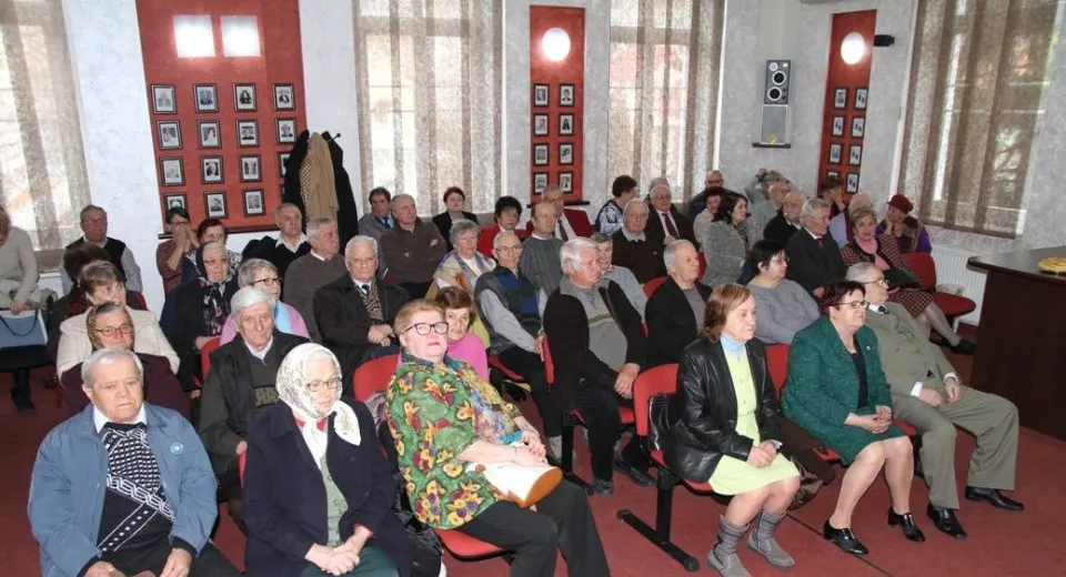 Foto Prima festivitate ”Nunta de Aur” din acest an la Râmnicu Vâlcea