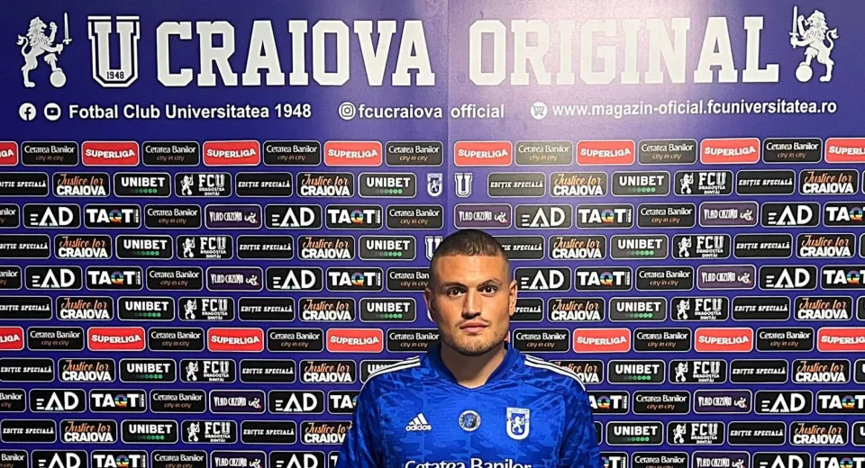 Foto Transfer de top în Bănie. Știința și-a 
