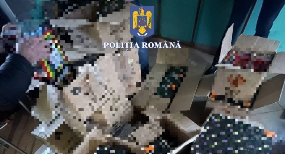 Foto 1,8 tone de articole pirotehnice, confiscate de polițiști în urma unor percheziții desfășurate în Slatina
