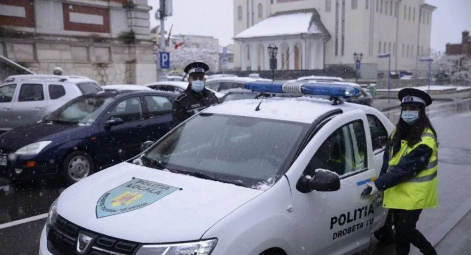 Foto Noi restricţii în pandemie la Drobeta Turnu Severin!