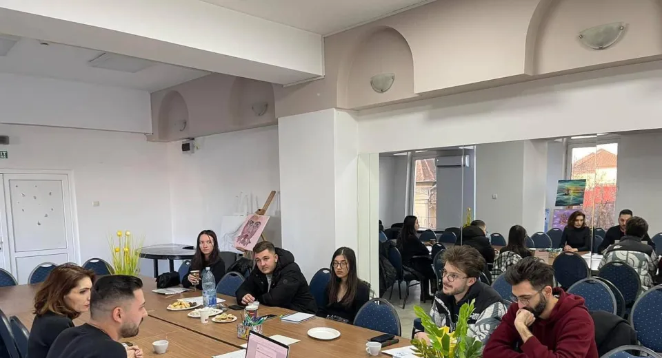 Foto Patru proiecte pentru comunitate derulate la Craiova 