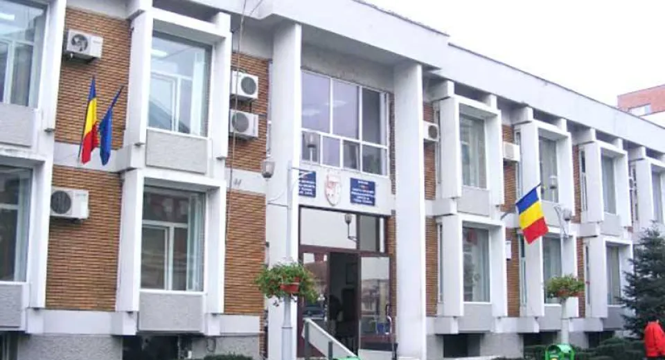 Foto Primăria Drobeta Turnu Severin: O nouă sală de sport construită din fonduri europene