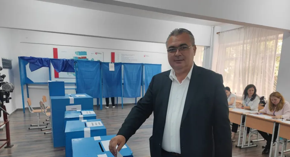 Foto Nicușor Roșca: „Am votat pentru schimbarea în bine a județului Dolj”