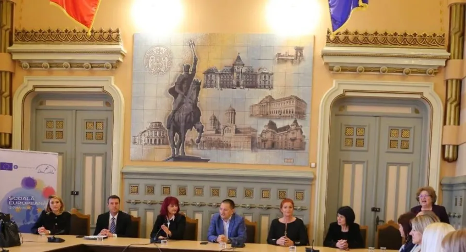 Foto Competiţia Naţională „Şcoală Europeană”, în desfășurare la Craiova 